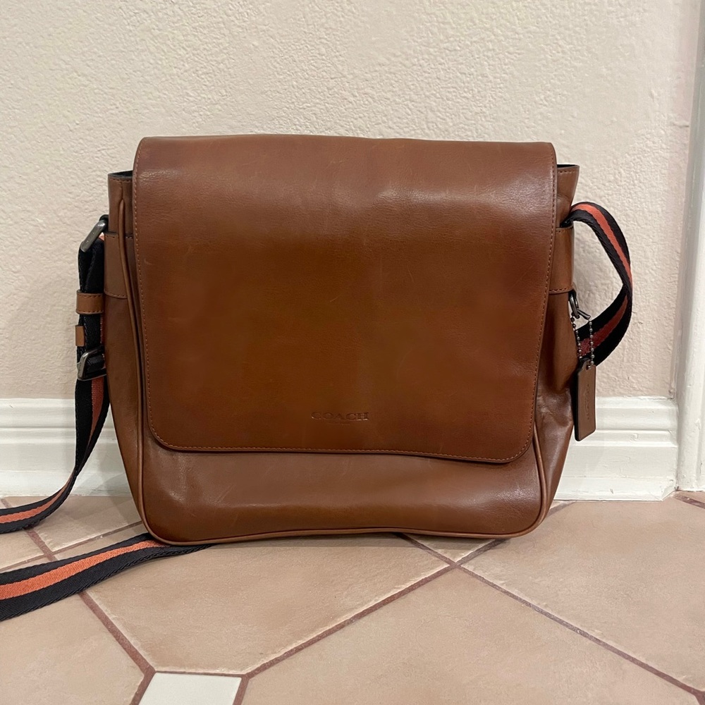 Mens Coach leather messenger bag